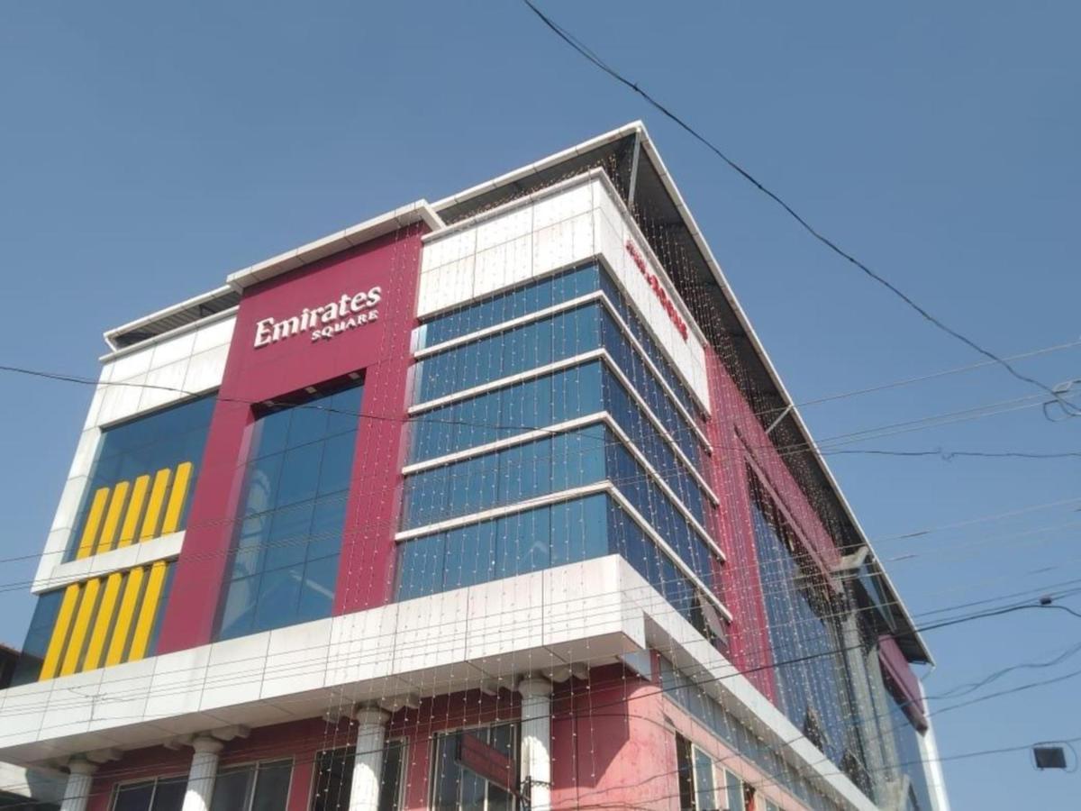 Emirates Residency Hotel Pudunagaram Buitenkant foto