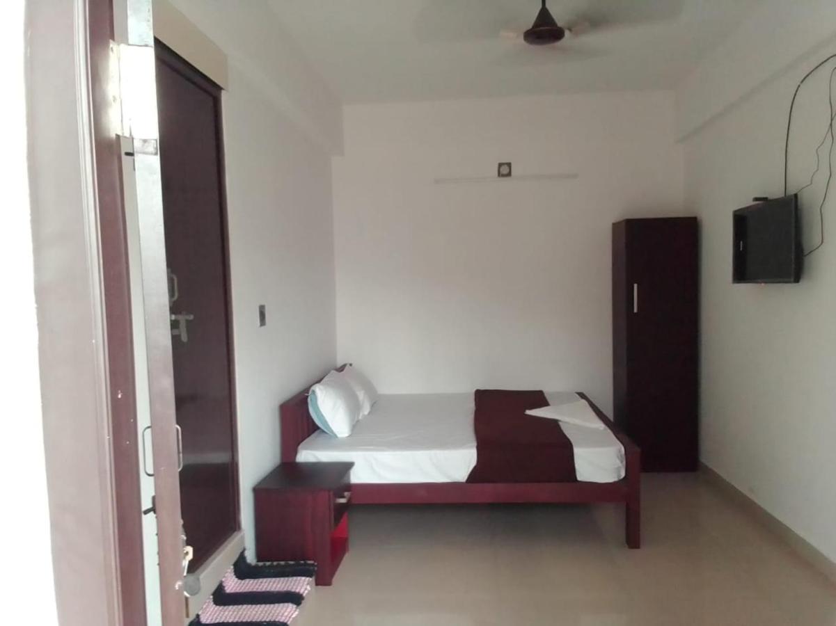Emirates Residency Hotel Pudunagaram Buitenkant foto