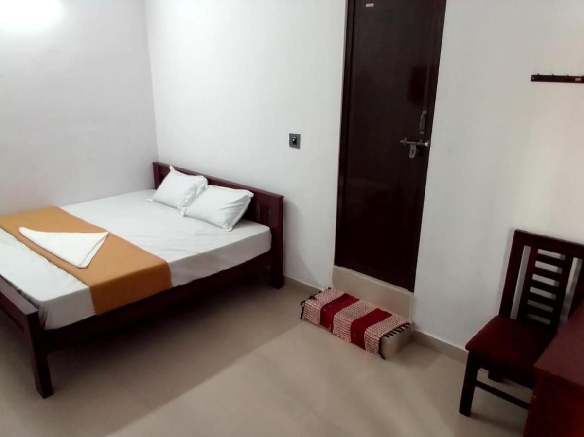 Emirates Residency Hotel Pudunagaram Buitenkant foto